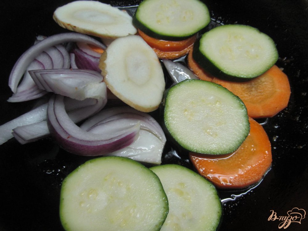 Слоеная запеканка с хеком и овощами Слоеная запеканка с хеком и овощами