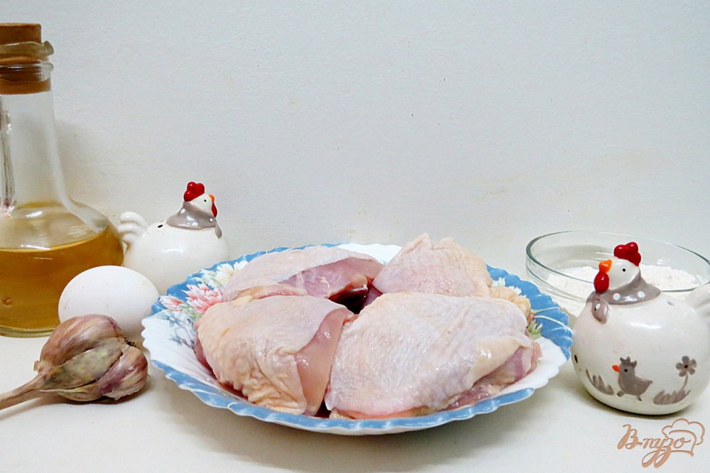 Куриные отбивные из бёдер с чесноком Куриные отбивные из бёдер с чесноком