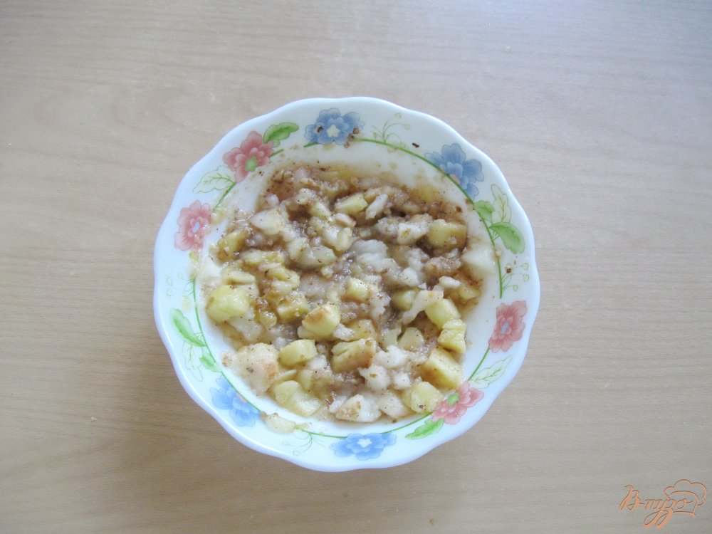 Печенье с яблоками и орехами из слоеного теста Печенье с яблоками и орехами из слоеного теста