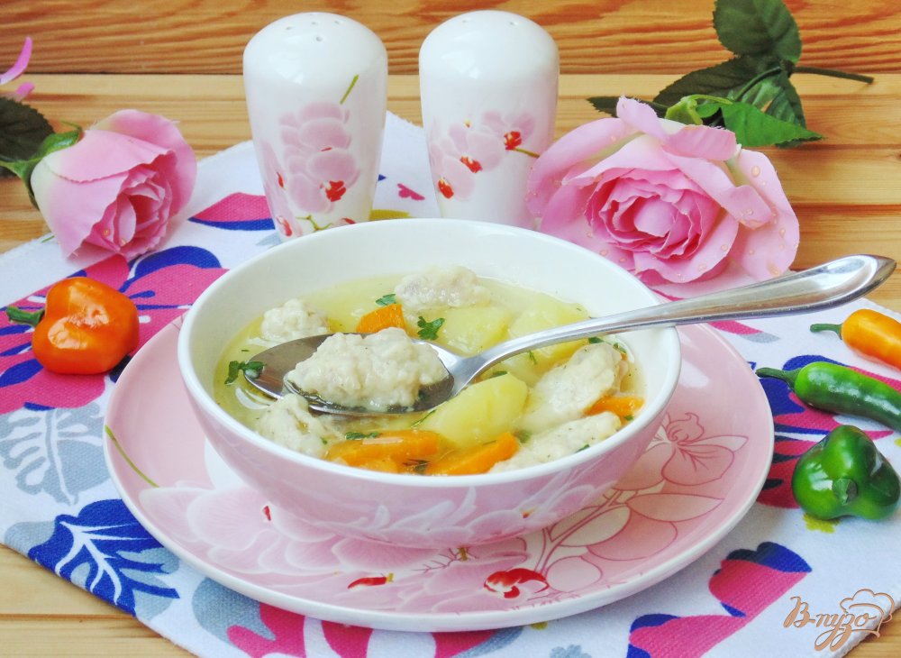 Суп с галушками из отварной курицы Суп с галушками из отварной курицы