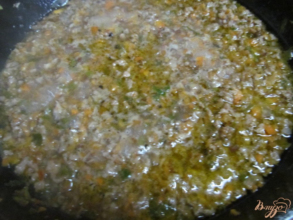 Фото приготовление рецепта: Макароны с мясным рагу шаг №5