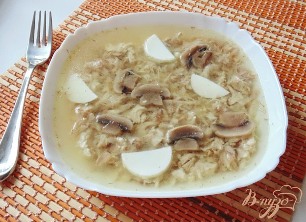 фото рецепта: Холодец из курицы с шампиньонами