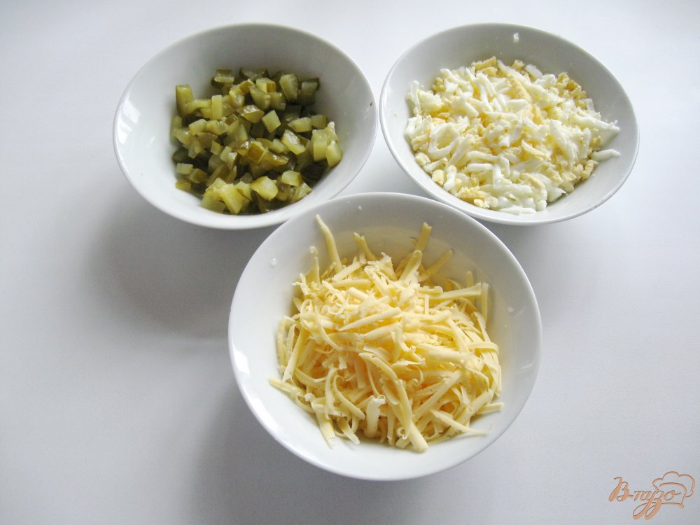 Салат с рисом и яйцами Салат с рисом и яйцами
