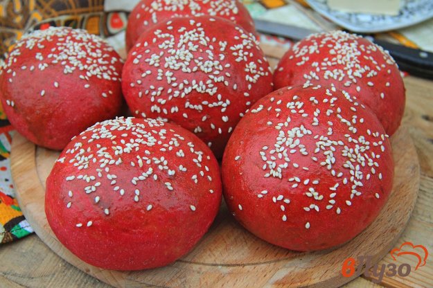 фото рецепта: Свекольные булочки