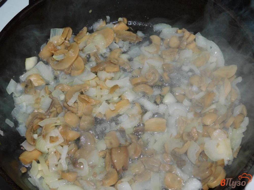 Фото приготовление рецепта: Мясные гнезда с шампиньонами шаг №1