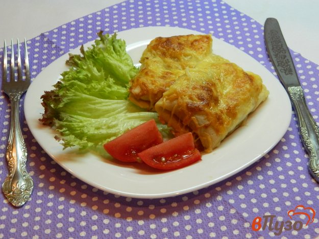 фото рецепта: Блины с мясом запеченные под сырной корочкой