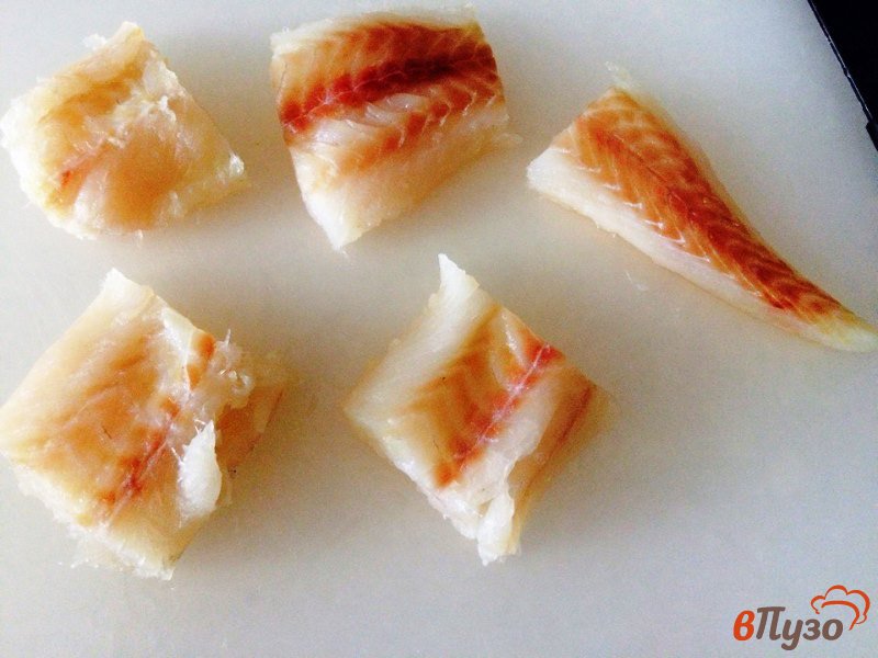 Фото приготовление рецепта: Жареный хек с соусом из шпината с картофельным пюре шаг №1