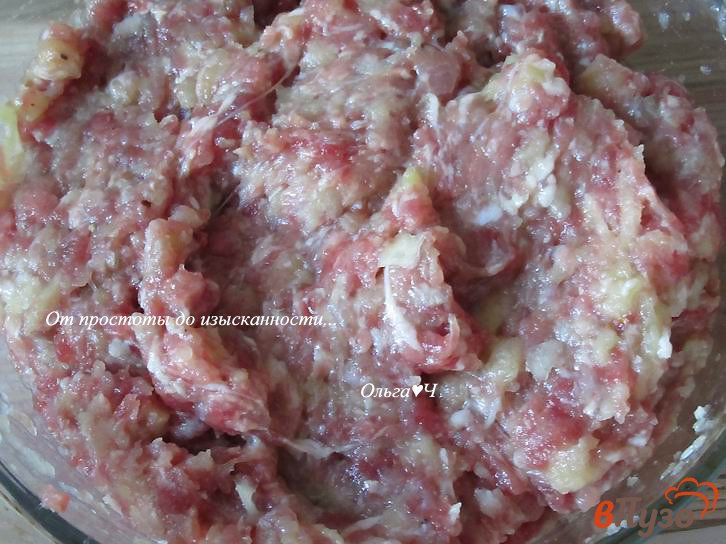 Фото приготовление рецепта: Мясные котлеты с отварным картофелем шаг №4