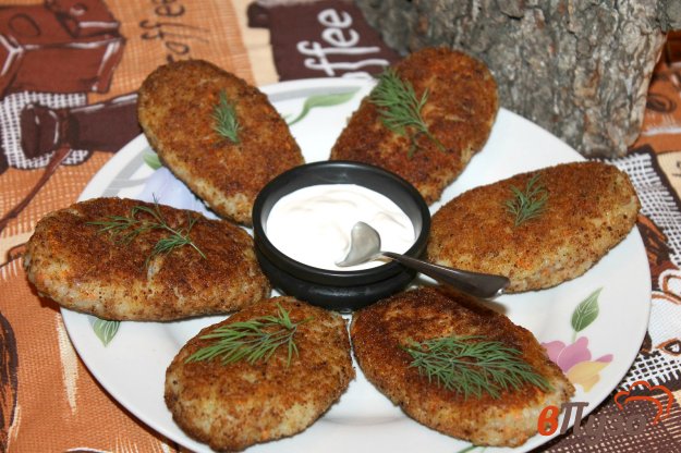 фото рецепта: Капустные котлеты с морковью и фаршем
