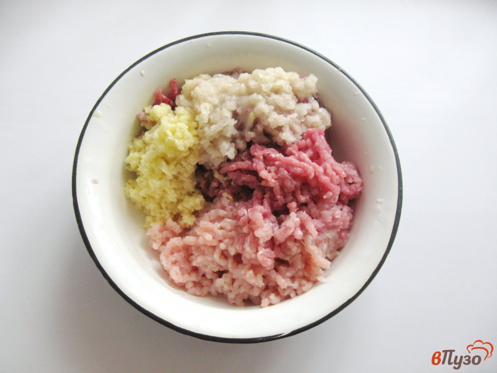 Фото приготовление рецепта: Фаршированный перец с мясом и капустой шаг №1