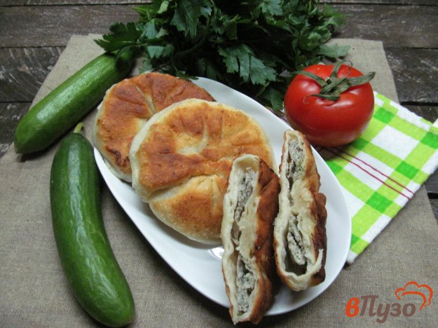 фото рецепта: Беляши с начинкой из курицы с шампиньоном