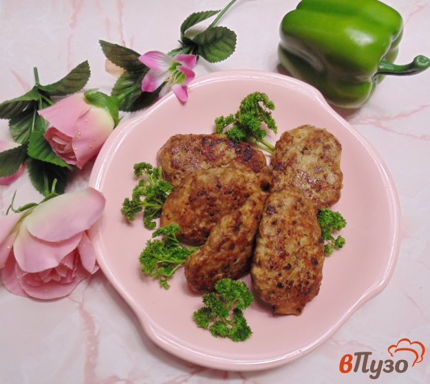 фото рецепта: Котлеты из куриного филе, свинины и печени
