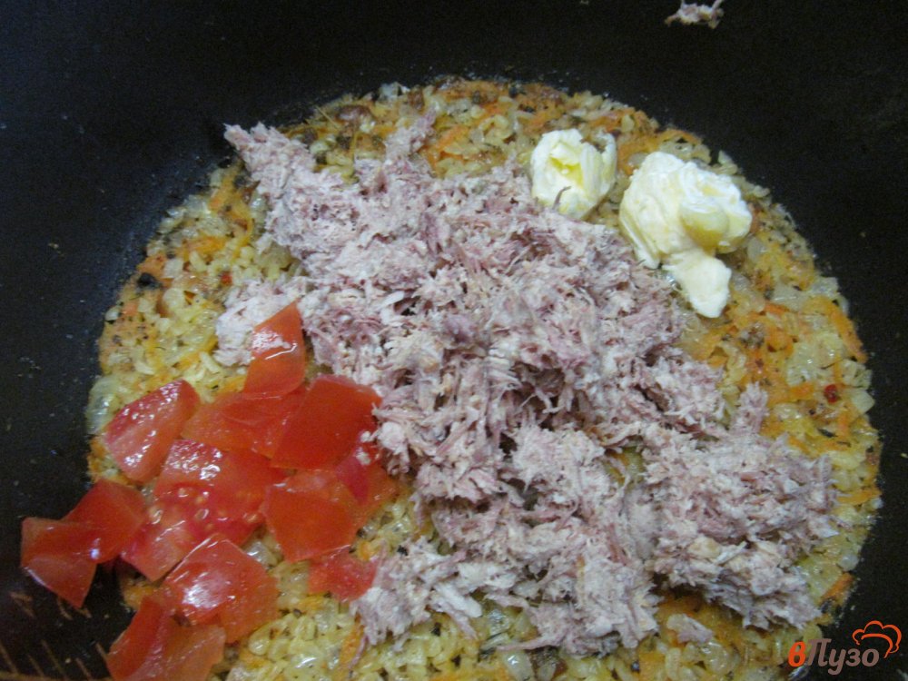 Фото приготовление рецепта: Булгур в мультиварке с вареным мясом шаг №6