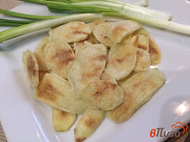 фото рецепта: Чипсы картофельные в микроволовой печи