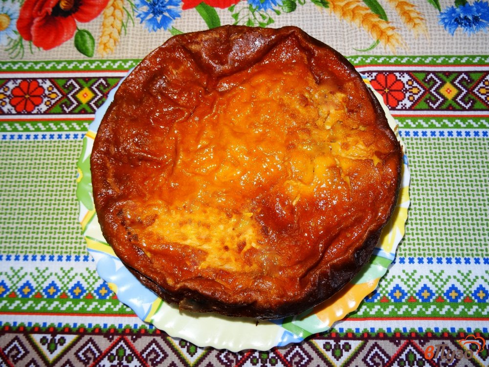 Фото приготовление рецепта: Творожная запеканка с курагой шаг №13