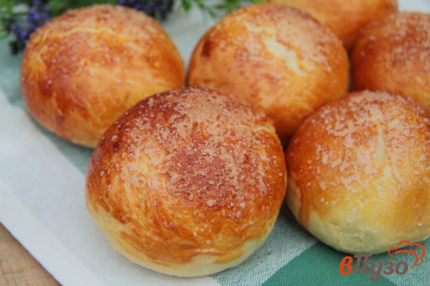 фото рецепта: Венские булочки с сахарной посыпкой
