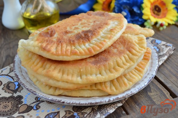 фото рецепта: Кутабы с сыром и зеленью