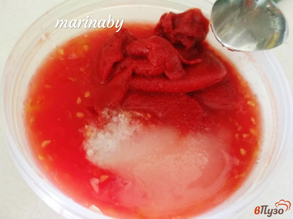 Фото приготовление рецепта: Ёжики из мясного фарша и риса (тефтели) в томатном соусе шаг №3
