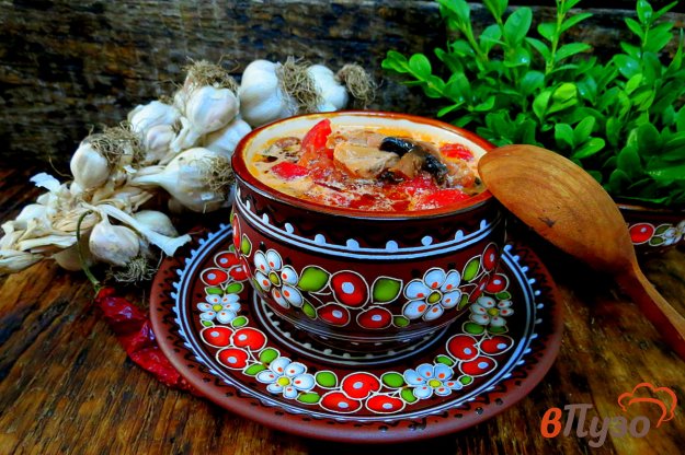 фото рецепта: Свекольник из банки с шампиньонами