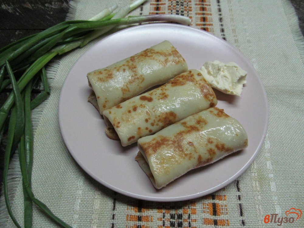 Фото приготовление рецепта: Блины с начинкой из мяса и кабачка шаг №10