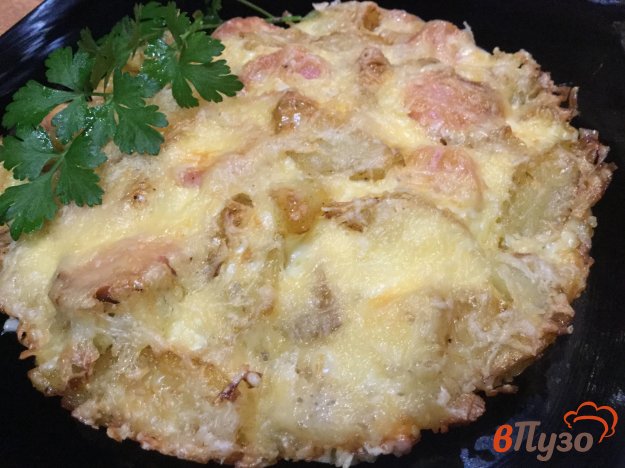 фото рецепта: Картофель, запеченный с сосисками