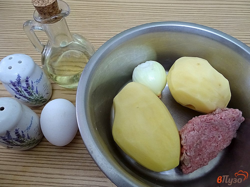Фото приготовление рецепта: Бутерброды с картофелем и фаршем шаг №1