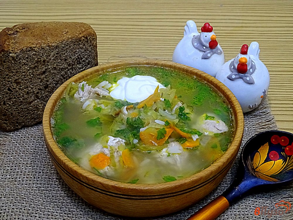 Фото приготовление рецепта: Рассольник с рисом и огурцами шаг №9