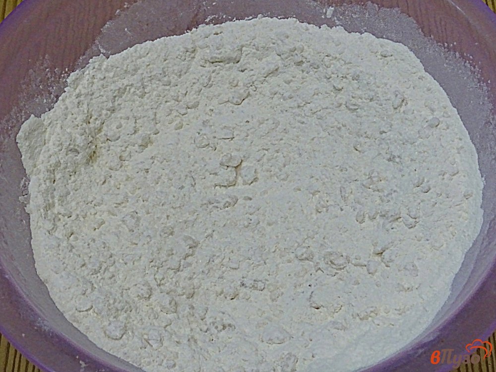 Фото приготовление рецепта: Вареники с картофелем и мясом шаг №2