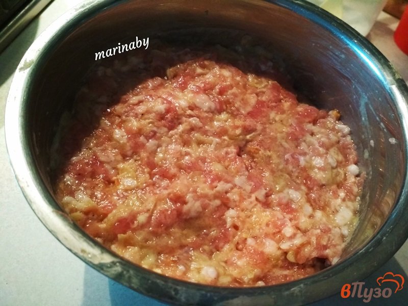 Фото приготовление рецепта: Котлеты мясные с кабачком шаг №2