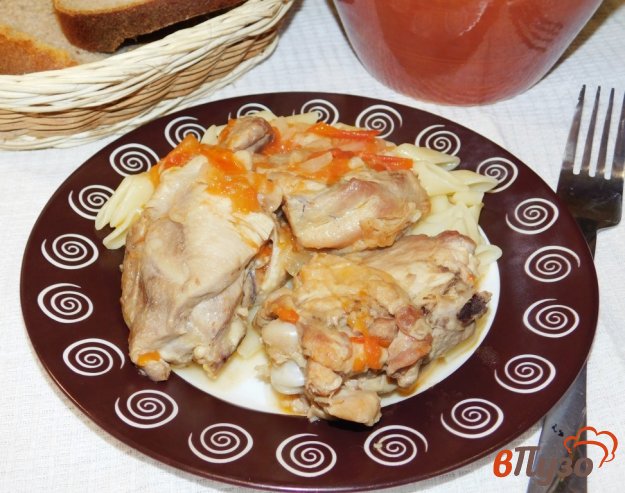 фото рецепта: Курица, тушеная с овощами