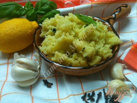 Рецепт Давленый картофель с базиликом и лимоном