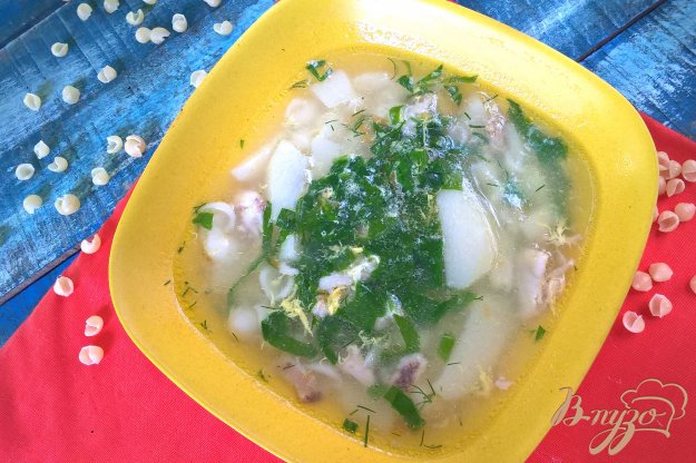 фото рецепта: Суп с ракушками и шпинатом